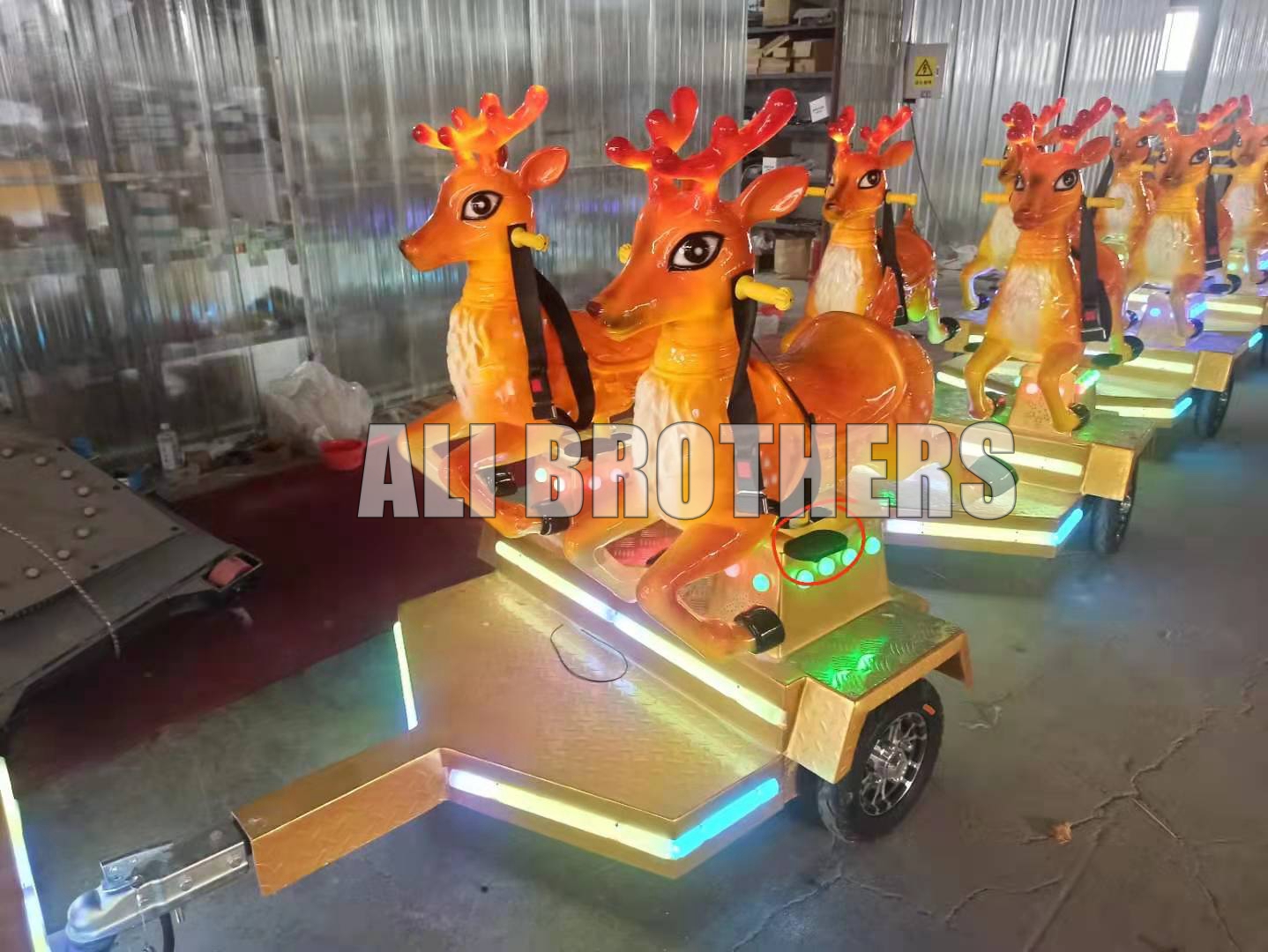 shopping mall amusement park kids electric deer trackless train for sale